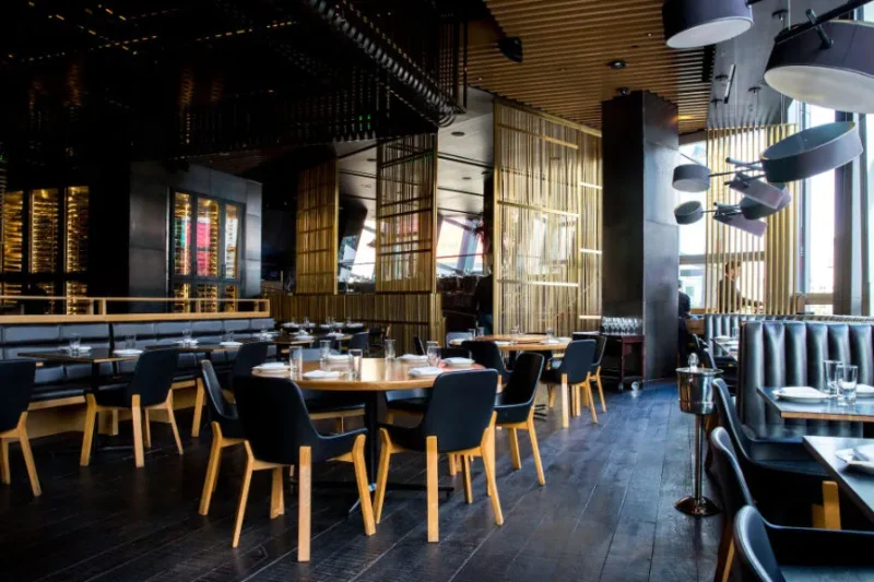 IMPORTANCE OF ERGONOMICS AND COMFORT IN RESTAURANT CHAIRS